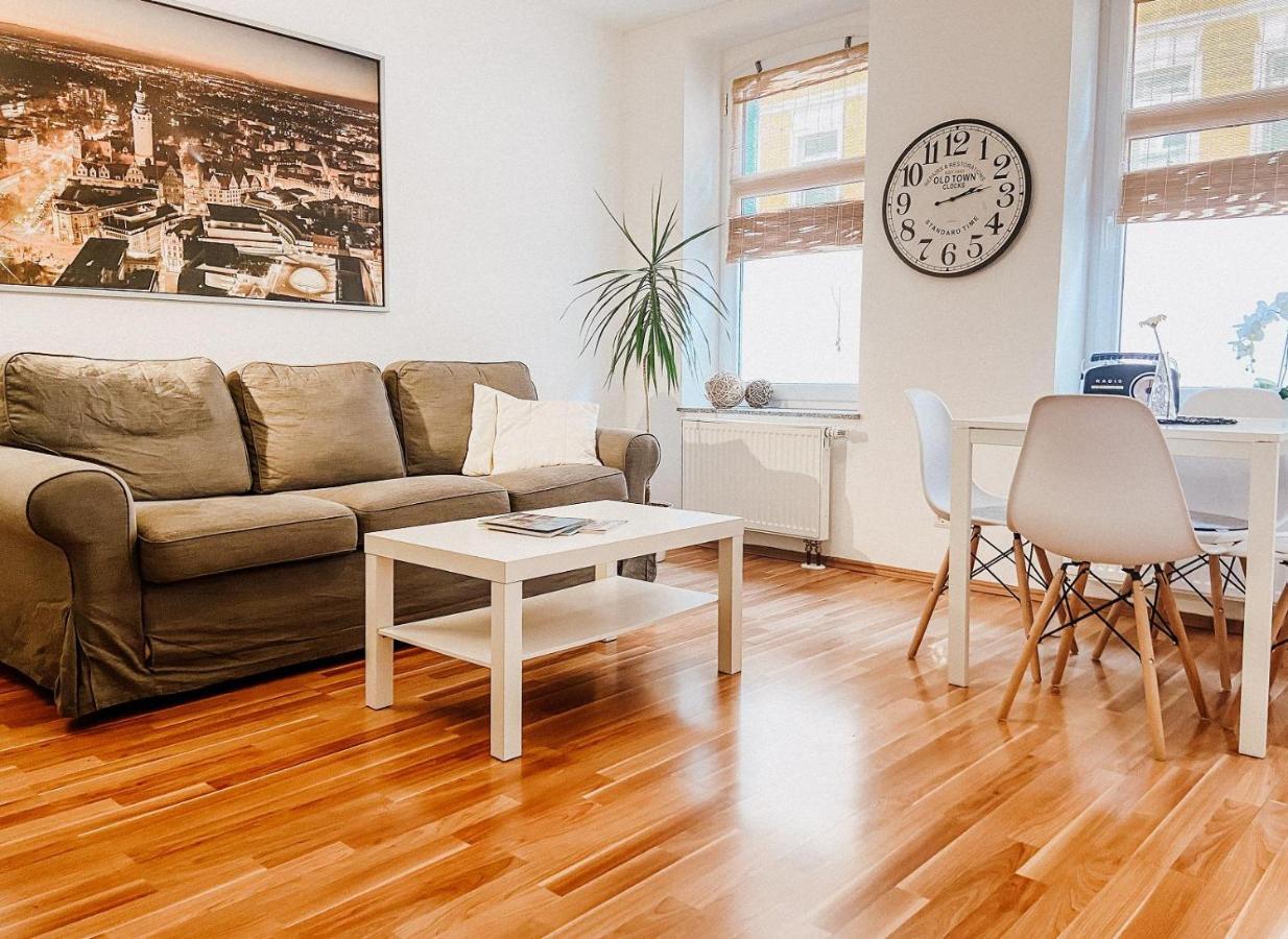 Gemuetliche Fewo Mit Balkon Leipzig Luaran gambar